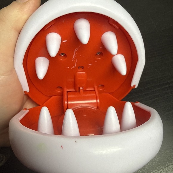 Super Mario Piranha Plant Escape Game Corpse Flower Replacement Epoch Toy - Picture 8 of 8